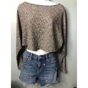 NWT Silence+Noise xs crop sweater key hole